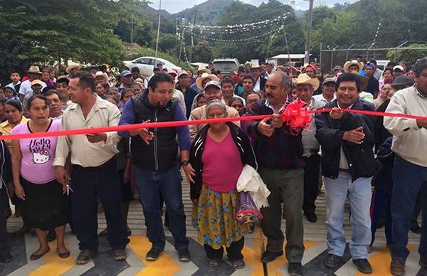 Agradecen apoyos de la diputación antorchista