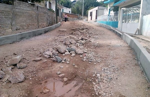 Arranca pavimentación en Guadalupe Santa Ana