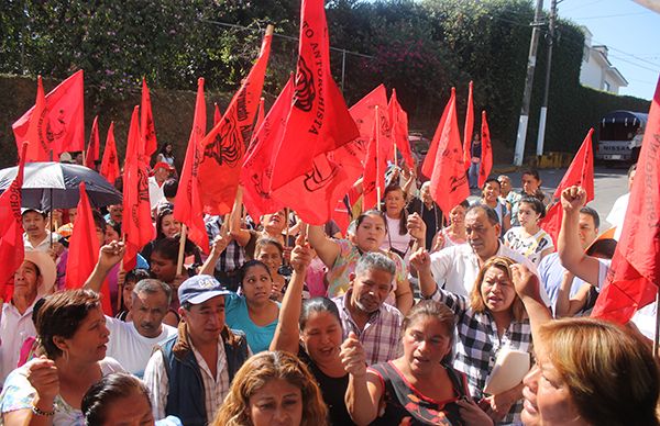 Antorchistas de Córdoba demandan agilidad en contrataciones de terreno 
