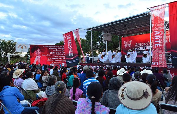 Antorcha muestra compromiso con pobladores de Ahuatempan