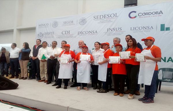 Comedor Comunitario Antorchista participa en Feria Interinstitucional de SEDESOL