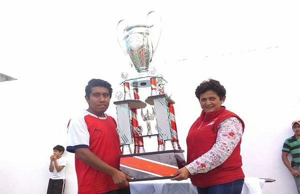 Culmina el primer torneo de fútbol 7 de la liga antorchista de Xalapa
