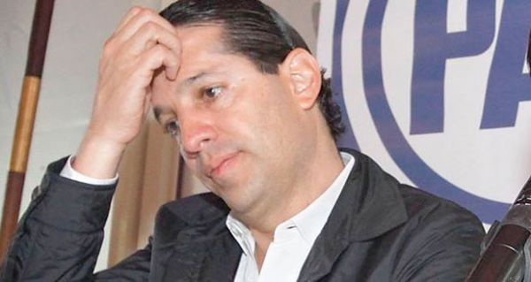 Vergonzosa, amenaza de Pancho Domínguez 