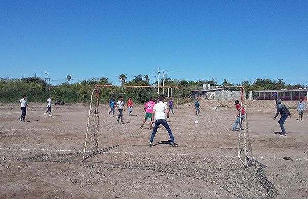En la Felipe Bachomo se realiza el 1er.Cuadrangular de Fútbol