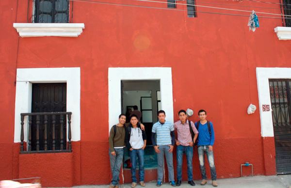 Antorcha  y las nuevas generaciones,  a 27  años de la Casa del Estudiante