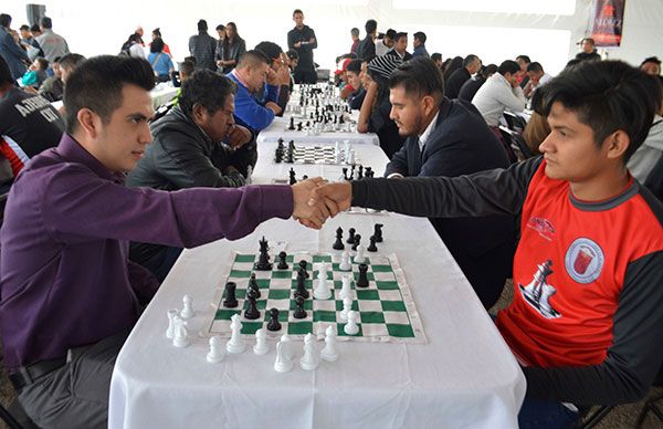 Inició primer Torneo Estatal  de Ajedrez  Prof.Manuel Hernández Pasión