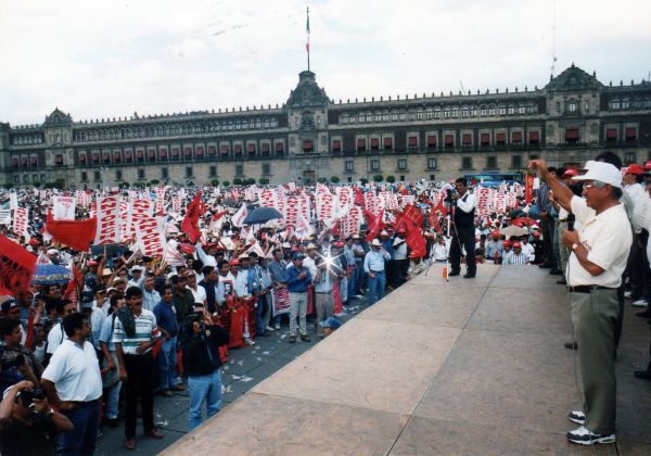 Yo sueño con un mundo de luces solamente