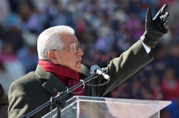 Es necesario educar y organizar a las masas: Aquiles Córdova Morán 