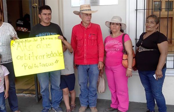Policía de Tecalitlán libera vendedores de pan que había detenido arbitrariamente