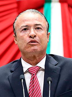 Vuelve la cerrazón del gobierno Quirinista