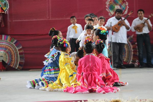Hay atajos para la felicidad, y el baile es uno de ellos 