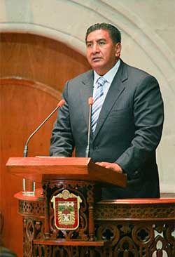 Armando Corona: la manzana podrida de la política 