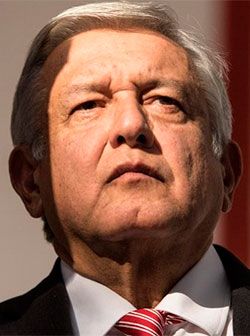 La guerra sucia de López Obrador y los festejos del 45 Aniversario de Antorcha