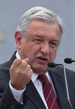 AMLO, de demócrata a dictador