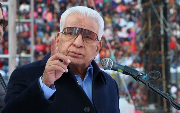 Convertirse en partido político no es un delito: Aquiles Córdova Morán