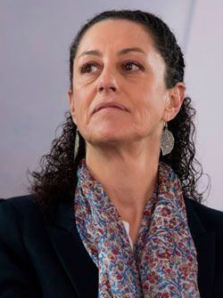 Informe de la morenista  Claudia Sheinbaum en la CDMX, con más pena que gloria