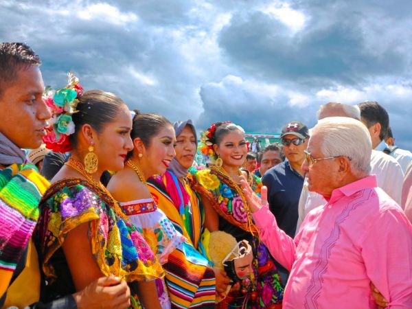 Hacemos de la cultura un manejo verdaderamente educativo y formativo
