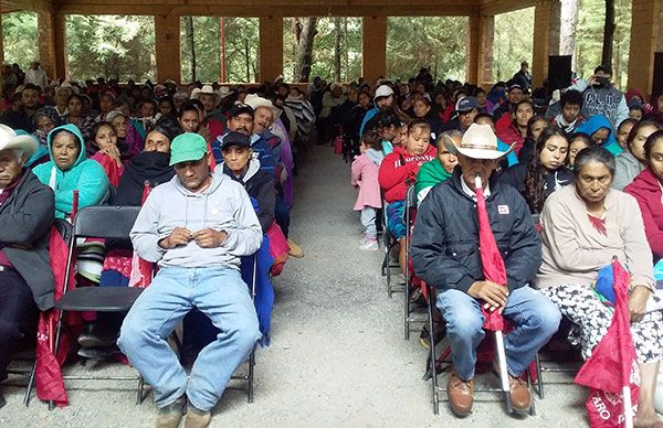 Se reúnen cientos de líderes antorchistas de la sierra queretana