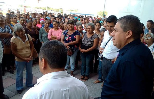 Antorchistas exigen entrega de apoyos para familias  