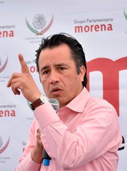 Toneladas de maquillaje al primer informe de Cuitláhuac García