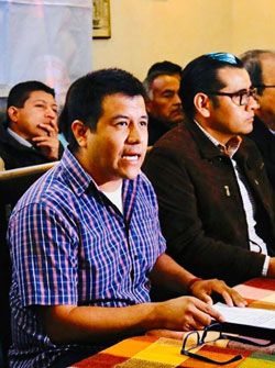 Abucheo a gobernadores y el respeto al partido Antorchista que viene