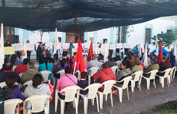 Advierten antorchistas plantón hasta el último día del gobierno de Xico  