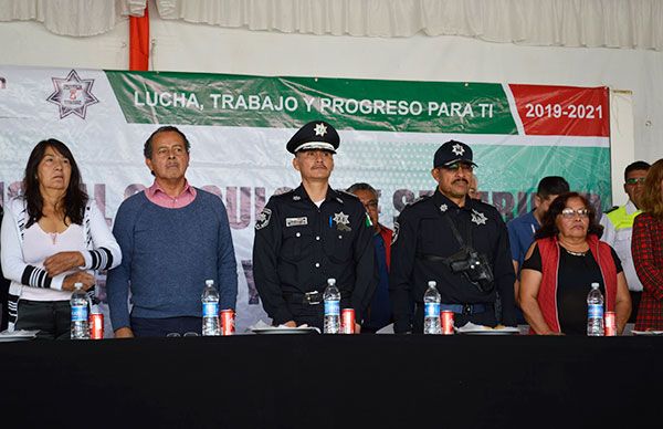 Aumenta la seguridad en Chimalhuacán con más uniformados