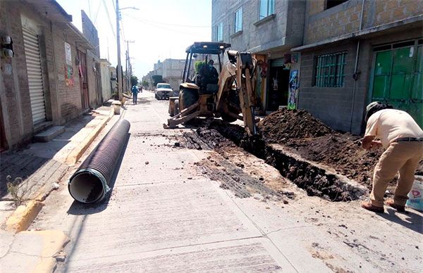 Chimalhuacán rehabilita sistema de drenaje en Acuitlapilco