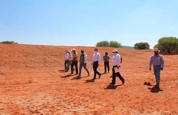 Sector agropecuario se beneficia con obra de captación de agua 