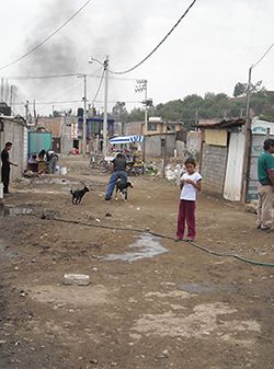 Los pueblos deben aprender de la historia
