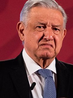 La 4T plagada de la crítica de AMLO