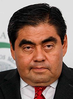 Condenamos la política de persecución de Barbosa Huerta