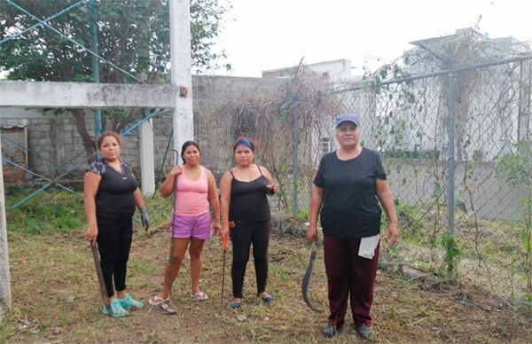 Realizan jornada de limpieza en colonia antorchista