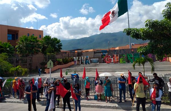 Protestan antorchistas en Chilpancingo y les agendan reunión con Héctor Astudillo
