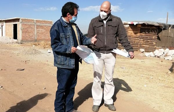 Antorchistas logran servicio eléctrico para colonia de Durango 
