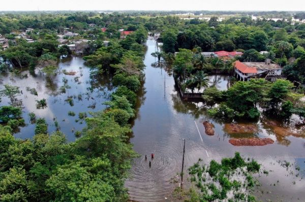 Morena se olvida de los damnificados 