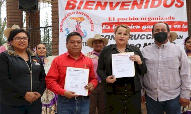 Entregan pliego de peticiones en Tecate