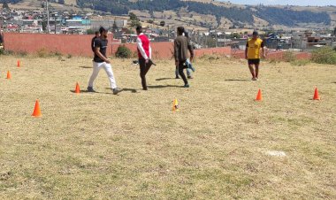 Pese a falta de espacios deportivos, estudiantes de la EPO 355  forman liga de futbol