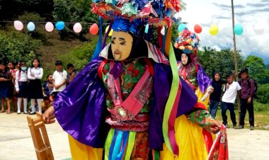 Cecyt 10 impulsa la cultura en los jóvenes