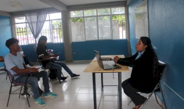 Normal de Tecomatlán abre sus puertas a futuros docentes