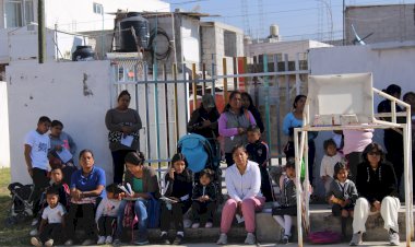 Niños temen por desalojo en Centro Escolar 1° de Mayo de Puebla