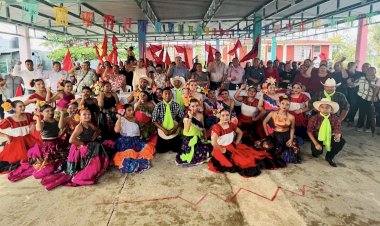 Festejan en Coatzacoalcos 15 años de colonia Fraternidad Antorchista