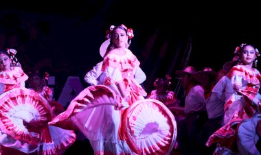 ENTREVISTA | Es muy bonito ver a mi hija bailar: madre tecomateca