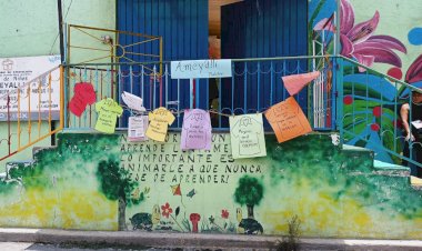 Tendederos de necesidades en colonias y escuelas de Ecatepec, Estado de México