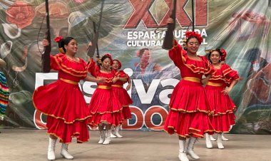 El arte llega a La Paz: Antorcha promueve la cultura como desarrollo social