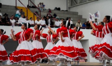 Todo un éxito el festival de ganadores en Ecatepec