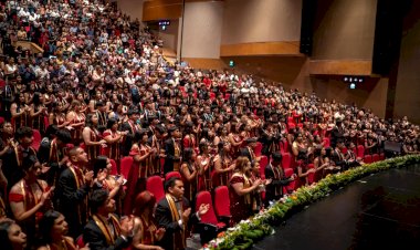 Con éxito se lleva acabo graduación del bachillerato IESIZ y la preparatoria JMMyP