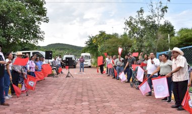 Ayuntamiento antorchista impulsa pavimentación en Tecomatlán