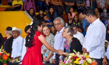 A los jóvenes que egresan