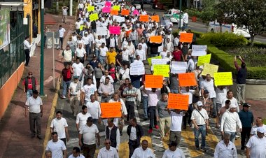 Nuevas tarifas a taxistas agravan precariedad en Veracruz